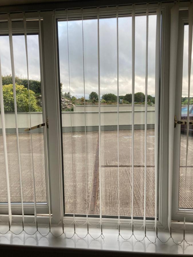 Deeleview Apartment Lifford Exteriör bild